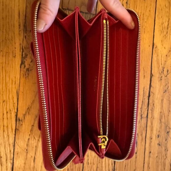 Prada Saffiano Bow Zip Around Continental Red Wallet GHW - Picture 7 of 11